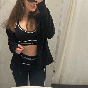 Stylish Black and Gray Leggings by ALO Yoga